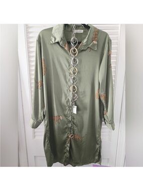 Jon & Anna Silky Shirt Dress Olive Leopard Animal Chicos Chain Belt